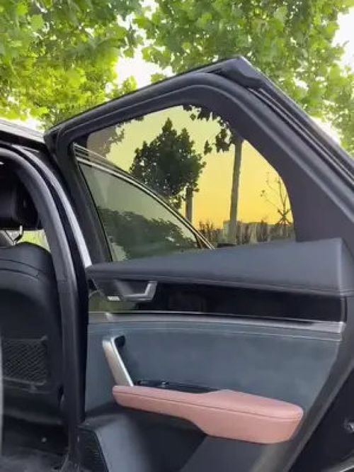 夏日行车必备神器 网红汽车遮阳挡，隔热防晒一步到位